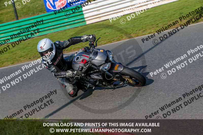 PJ Motorsport Photography 2018;enduro digital images;event digital images;eventdigitalimages;mallory park;mallory park photographs;mallory park trackday;mallory park trackday photographs;no limits trackdays;peter wileman photography;racing digital images;trackday digital images;trackday photos
